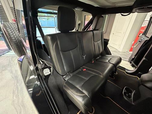 2014 Jeep Wrangler Unlimited Dragon Edition