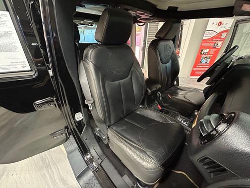 2014 Jeep Wrangler Unlimited Dragon Edition