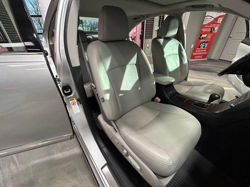 2010 Lexus ES 350 Base