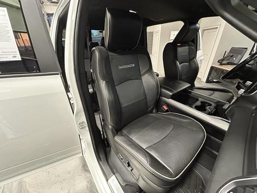 2020 RAM 3500 Laramie Mega Cab 4x4 6'4' Box