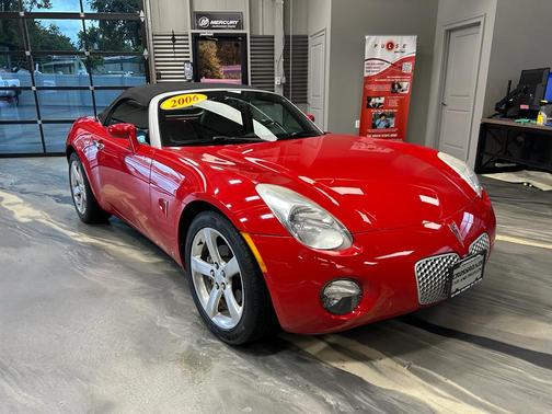 Aggressive (Victory Red) 2006 Pontiac Solstice Base