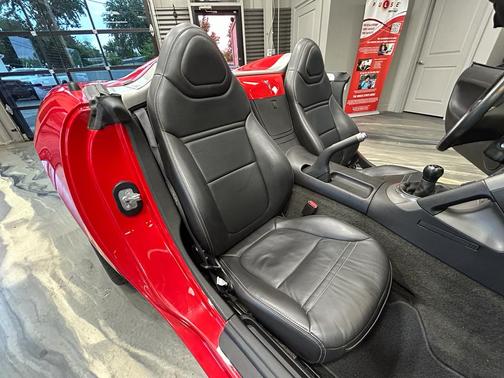 Aggressive (Victory Red) 2006 Pontiac Solstice Base