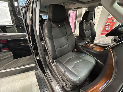 2016 Cadillac Escalade ESV Premium