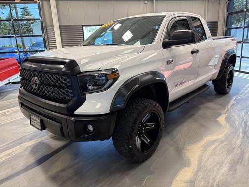 Super White 2020 Toyota Tundra SR5