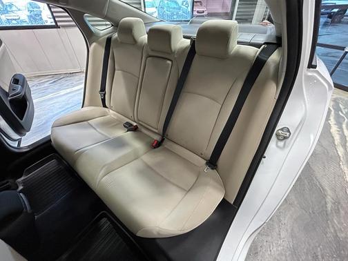White Orchid Pearl 2017 Honda Civic EX-T