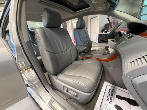 Titanium Metallic 2005 Toyota Avalon XLS