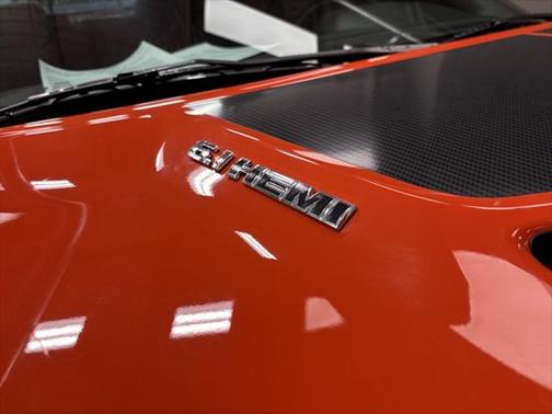 2009 Dodge Challenger SRT8