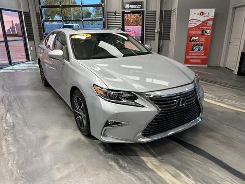 2017 Lexus ES 350 Base