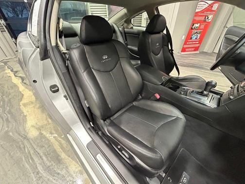 2012 INFINITI G37x Base