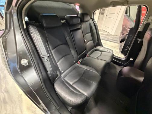 Machine Gray Metallic 2018 Mazda Mazda3 Grand Touring