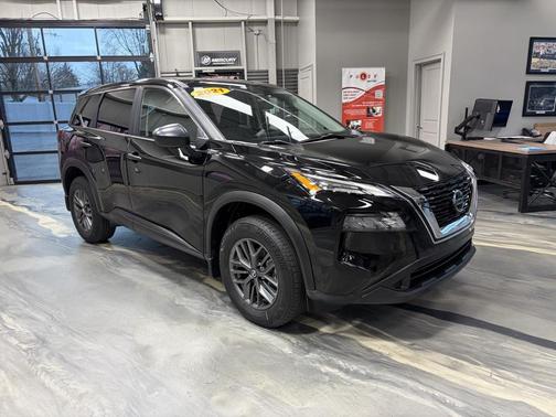 2021 Nissan Rogue S