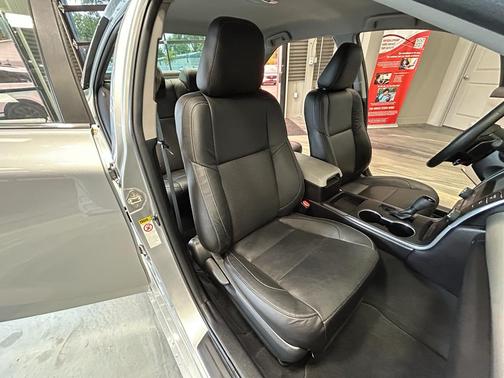 Celestial Silver Metallic 2015 Toyota Camry SE