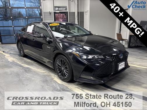 2019 Toyota Avalon Hybrid XSE