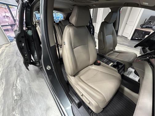 2020 Honda Odyssey Elite