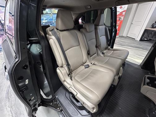 2020 Honda Odyssey Elite