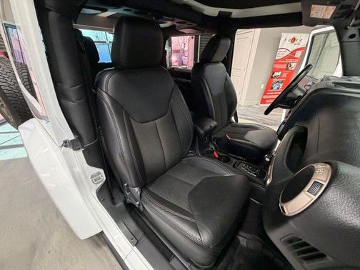 2016 Jeep Wrangler 75th Anniversary