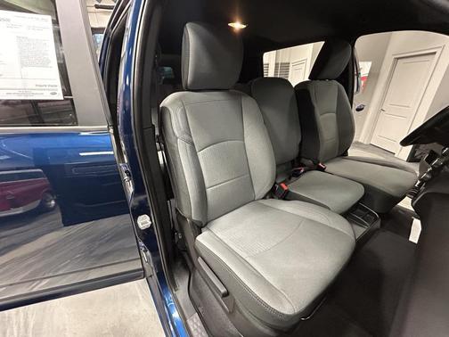 2021 RAM 2500 Big Horn Mega Cab 4x4 6'4'' Box