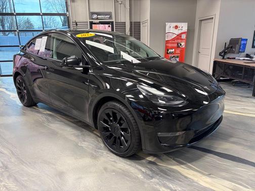 Solid Black 2023 Tesla Model Y Long Range Dual Motor All-Wheel Drive