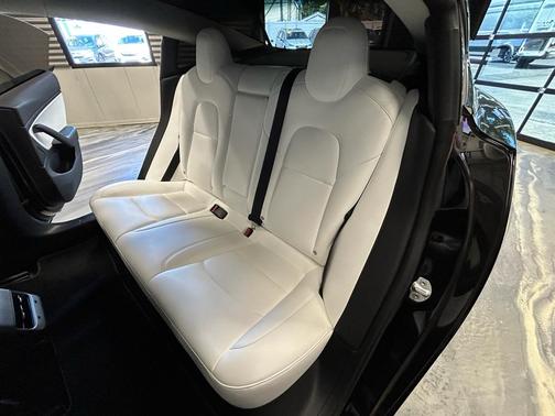 Solid Black 2018 Tesla Model 3 Long Range