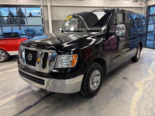 2012 Nissan NV Passenger NV3500 HD SV V6