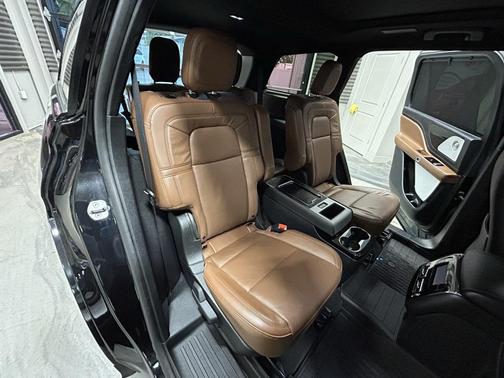 2022 Lincoln Aviator Reserve AWD