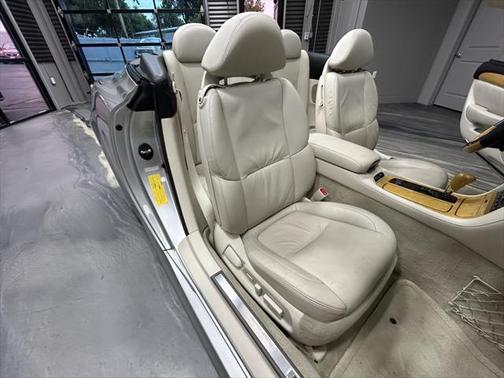 2003 Lexus SC 430 Base