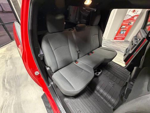 2021 RAM 1500 Classic SLT