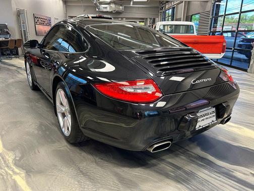 Basalt Black Metallic 2009 Porsche 911 Carrera