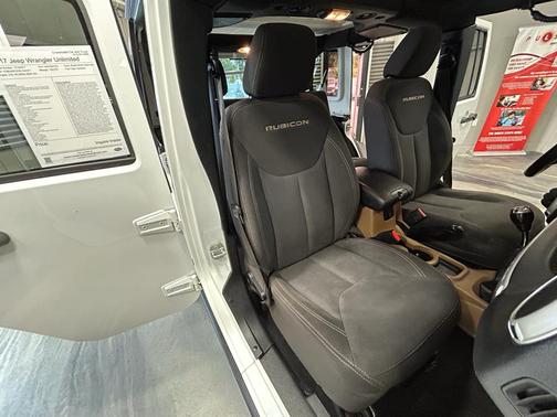 Bright White Clearcoat 2017 Jeep Wrangler Unlimited Rubicon