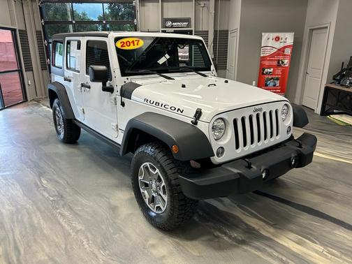 Bright White Clearcoat 2017 Jeep Wrangler Unlimited Rubicon