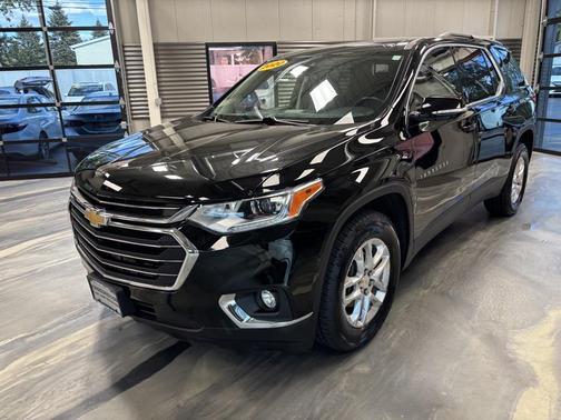 2020 Chevrolet Traverse LT Cloth