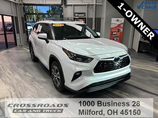 2022 Toyota Highlander Hybrid XLE