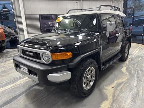 2012 Toyota FJ Cruiser Base