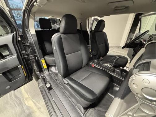 2012 Toyota FJ Cruiser Base
