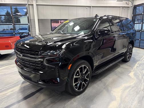 2022 Chevrolet Suburban RST