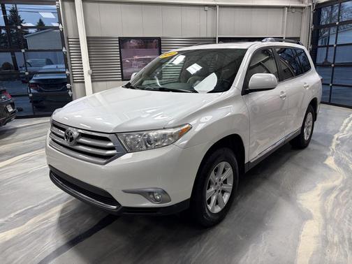 2012 Toyota Highlander SE