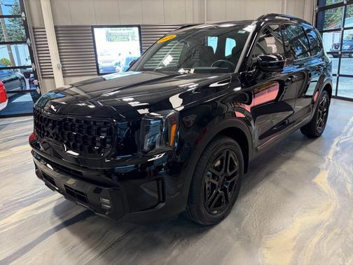 Ebony Black 2025 Kia Telluride SX X-Line
