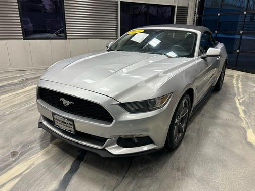 2016 Ford Mustang V6