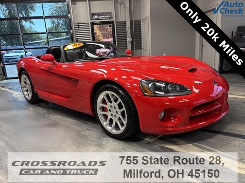2004 Dodge Viper SRT10