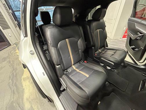 2024 Mazda CX-90 PHEV Premium Plus