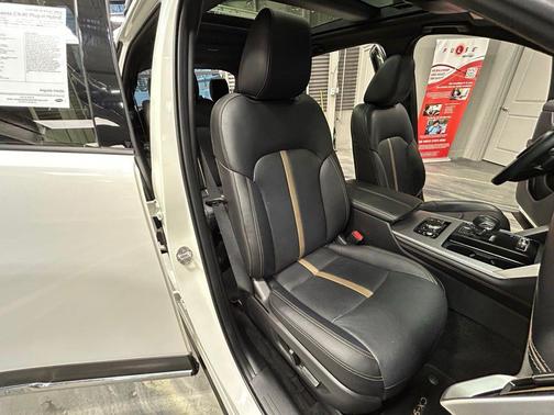 2024 Mazda CX-90 PHEV Premium Plus