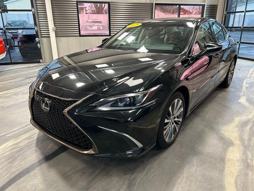 2019 Lexus ES 350 Base