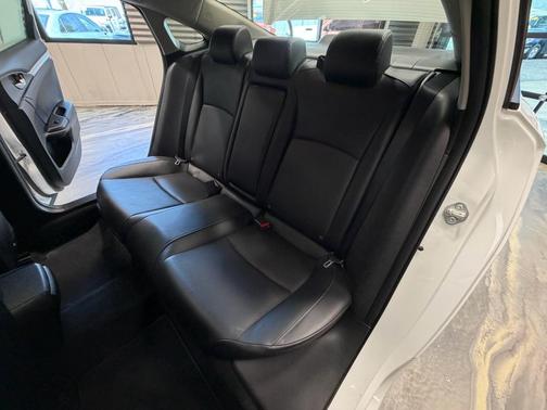 White Orchid Pearl 2018 Honda Civic EX