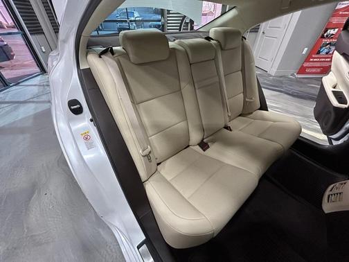 2017 Lexus ES 350 Base