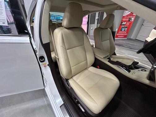 2017 Lexus ES 350 Base