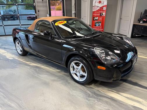 Black 2001 Toyota MR2 Base