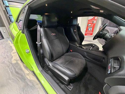 2015 Dodge Challenger R/T Scat Pack