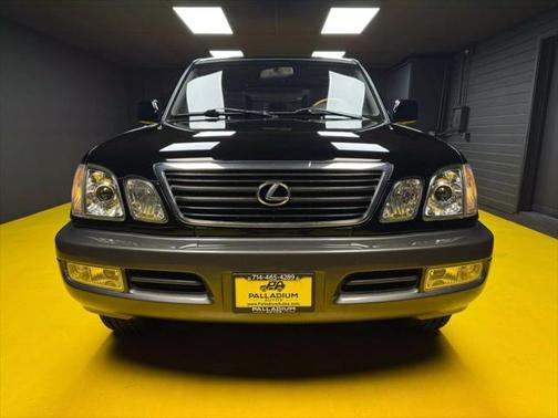 2001 Lexus LX 470 Base