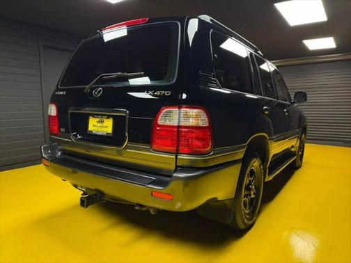2001 Lexus LX 470 Base