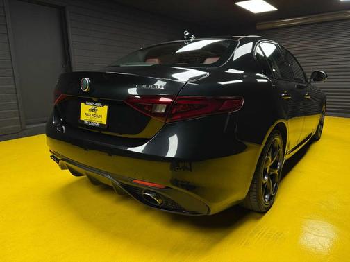 2019 Alfa Romeo Giulia Ti Sport